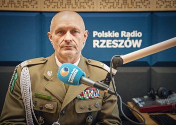 Straż Graniczna świętuje 35-lecie. Przemyśl i Krasiczyn rozświetlone na zielono 4 - Polskie Radio Rzeszów Straż Graniczna świętuje 35-lecie. Przemyśl i Krasiczyn rozświetlone na zielono