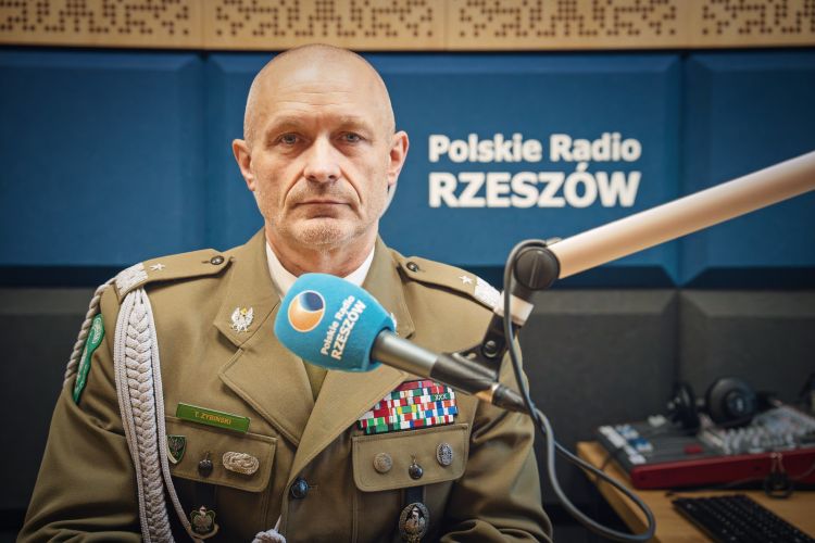 Straż Graniczna świętuje 35-lecie. Przemyśl i&nbsp;Krasiczyn rozświetlone na&nbsp;zielono