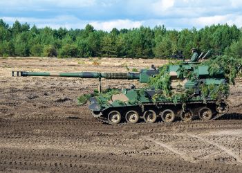 Kontrakty dla polskiego przemysłu zbrojeniowego. Umowy z&nbsp;Dezametem i&nbsp;Hutą Stalowa Wola podpisane [AKTUALIZACJA]