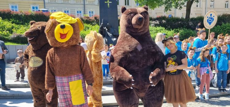 Festiwal Misiowy w Przemyślu. Rodzinne wydarzenie dla dzieci i opiekunów 1 - Polskie Radio Rzeszów Festiwal Misiowy w Przemyślu. Rodzinne wydarzenie dla dzieci i opiekunów