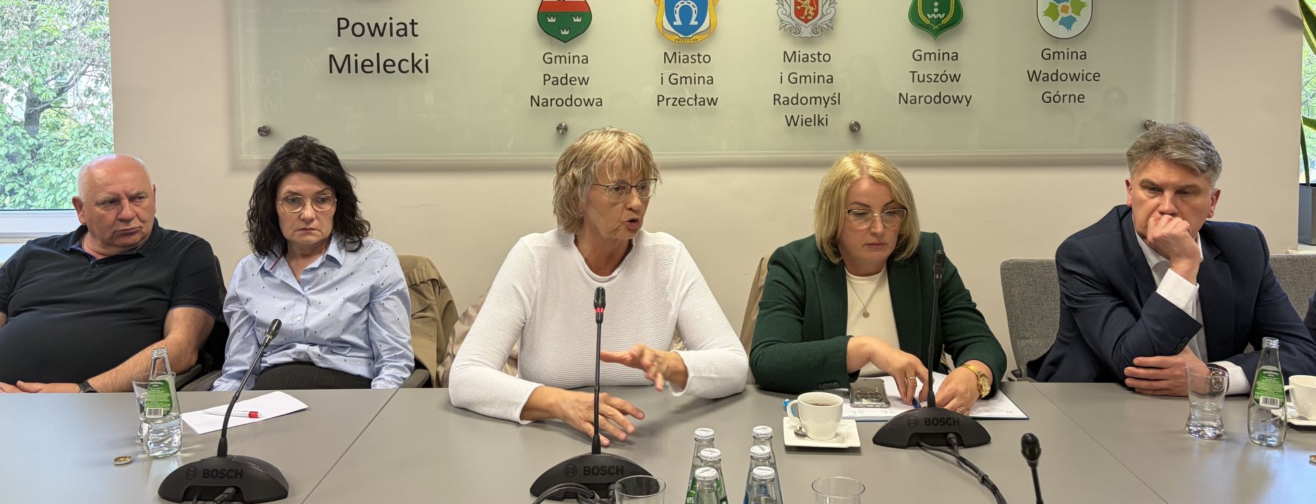 Niepewność wokół połączenia szpitali w Mielcu i Rzeszowie. Pracownicy martwią się o etaty - Polskie Radio Rzeszów