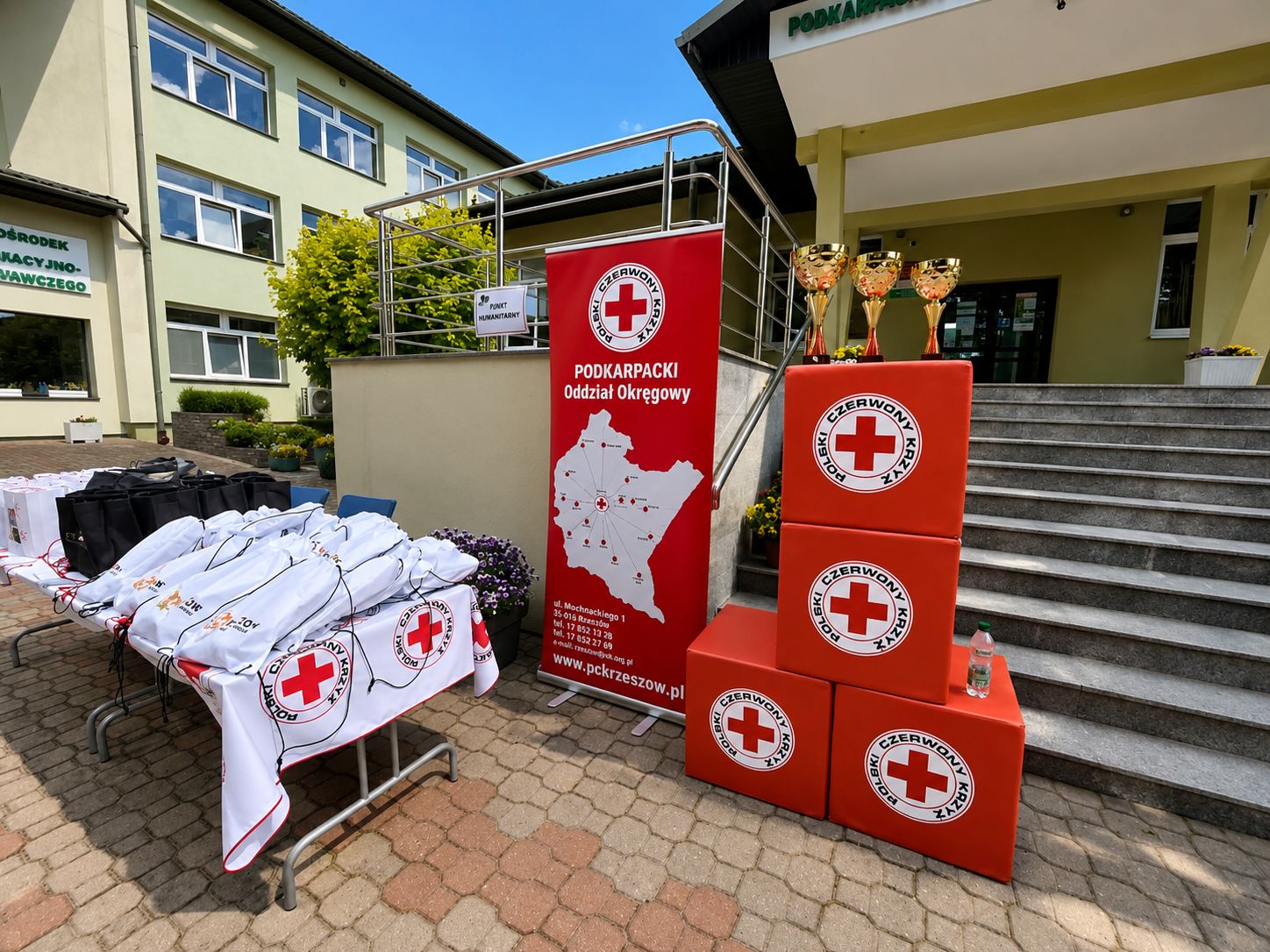 Mistrzostwa Pierwszej Pomocy Medycznej w Rzeszowie. Uczniowie rywalizowali w udzielaniu pierwszej pomocy 5 - Polskie Radio Rzeszów Mistrzostwa Pierwszej Pomocy Medycznej w Rzeszowie. Uczniowie rywalizowali w udzielaniu pierwszej pomocy - Polskie Radio Rzeszów