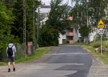 Nowy chodnik przy ul.&nbsp;Skrajnej. Rzeszów poprawi bezpieczeństwo pieszych