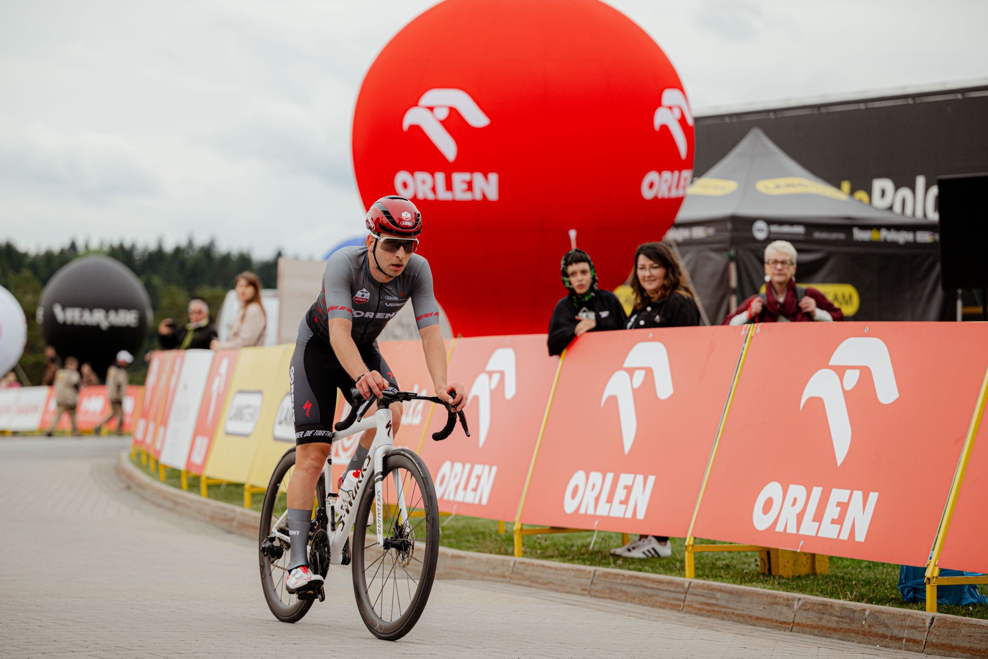 Wielkie emocje w Arłamowie na inaugurację ORLEN Lang Team Race 2026 2 - Polskie Radio Rzeszów Wielkie emocje w Arłamowie na inaugurację ORLEN Lang Team Race 2026 - Polskie Radio Rzeszów