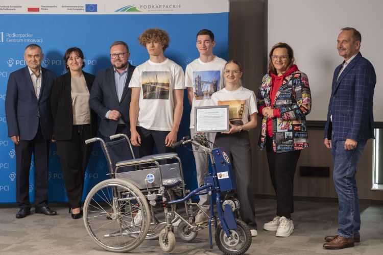 Młodzi innowatorzy z&nbsp;Jarosławia najlepsi w&nbsp;Polsce – sukces w&nbsp;konkursie „Samsung Solve for Tomorrow”