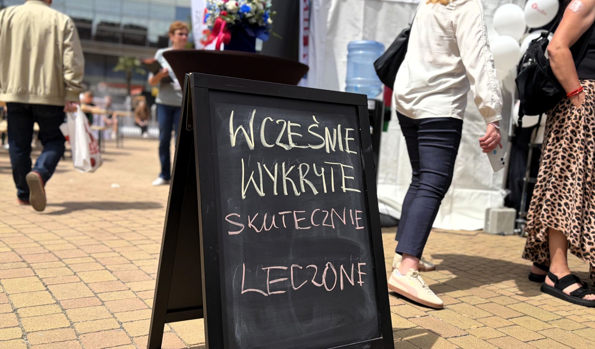 Piknik "Razem dla życia": Temat hospicjum i opieki paliatywnej w centrum Rzeszowa - Polskie Radio Rzeszów