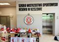 Pomagają dzieciom podczas Imienin Resovii. Fundacja „Spokojny Kącik” prowadzi kwestę