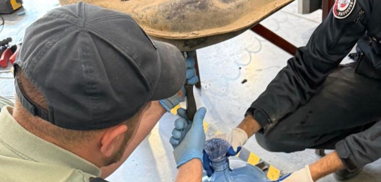 Przemyt alkoholu na&nbsp;granicy w&nbsp;Krościenku. Ukrył 80 litrów w&nbsp;zbiorniku paliwa