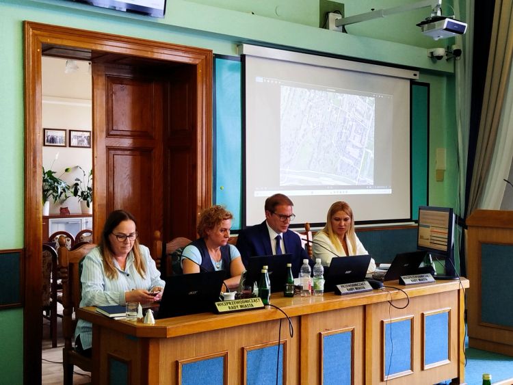 Spór o&nbsp;budżet w&nbsp;Sanoku. Radni zmienili plan burmistrza