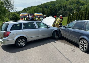Trzy osoby w&nbsp;szpitalu po&nbsp;zderzeniu samochodów w&nbsp;Grabownicy Starzeńskiej