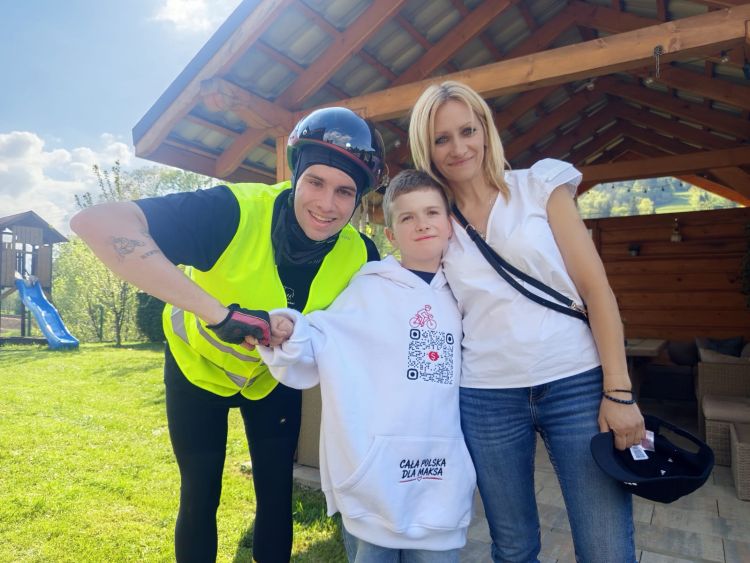 Łatwogang w&nbsp;trasie. Zbiórka dla ośmioletniego Maksa Tockiego [STREAM]