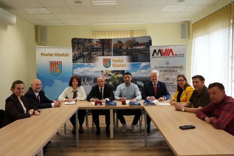 Nisko inwestuje w&nbsp;bezpieczeństwo pieszych nad&nbsp;Zalewem Podwolina
