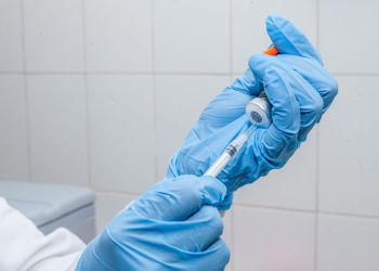 Bezpłatne szczepienia przeciw meningokokom dla dzieci w Rzeszowie 2 - Polskie Radio Rzeszów Bezpłatne szczepienia przeciw meningokokom dla dzieci w Rzeszowie