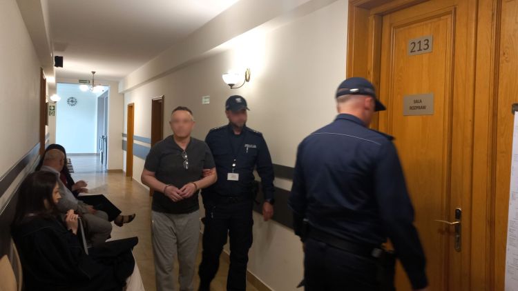 Prawomocny wyrok w sprawie zabójstwa w Nienadówce: 6 lat pozbawienia wolności 1 - Polskie Radio Rzeszów Prawomocny wyrok w sprawie zabójstwa w Nienadówce: 6 lat pozbawienia wolności
