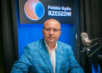 A. Dziedzic krytykuje decyzję w&nbsp;sprawie odebrania Zełenskiemu Orderu Orła Białego