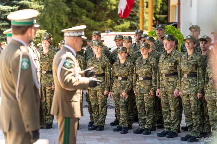 Bieszczadzcy pogranicznicy uczcili patrona. 60 nowych funkcjonariuszy złożyło ślubowanie