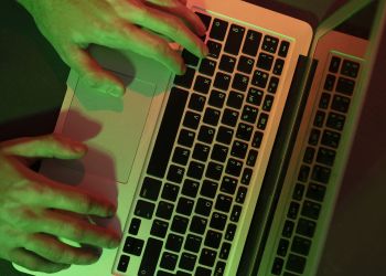 Cyberbezpieczeństwo zaczyna się od uwagi. Ekspert o zagrożeniach i bezpiecznym korzystaniu z internetu 2 - Polskie Radio Rzeszów Cyberbezpieczeństwo zaczyna się od uwagi. Ekspert o zagrożeniach i bezpiecznym korzystaniu z internetu