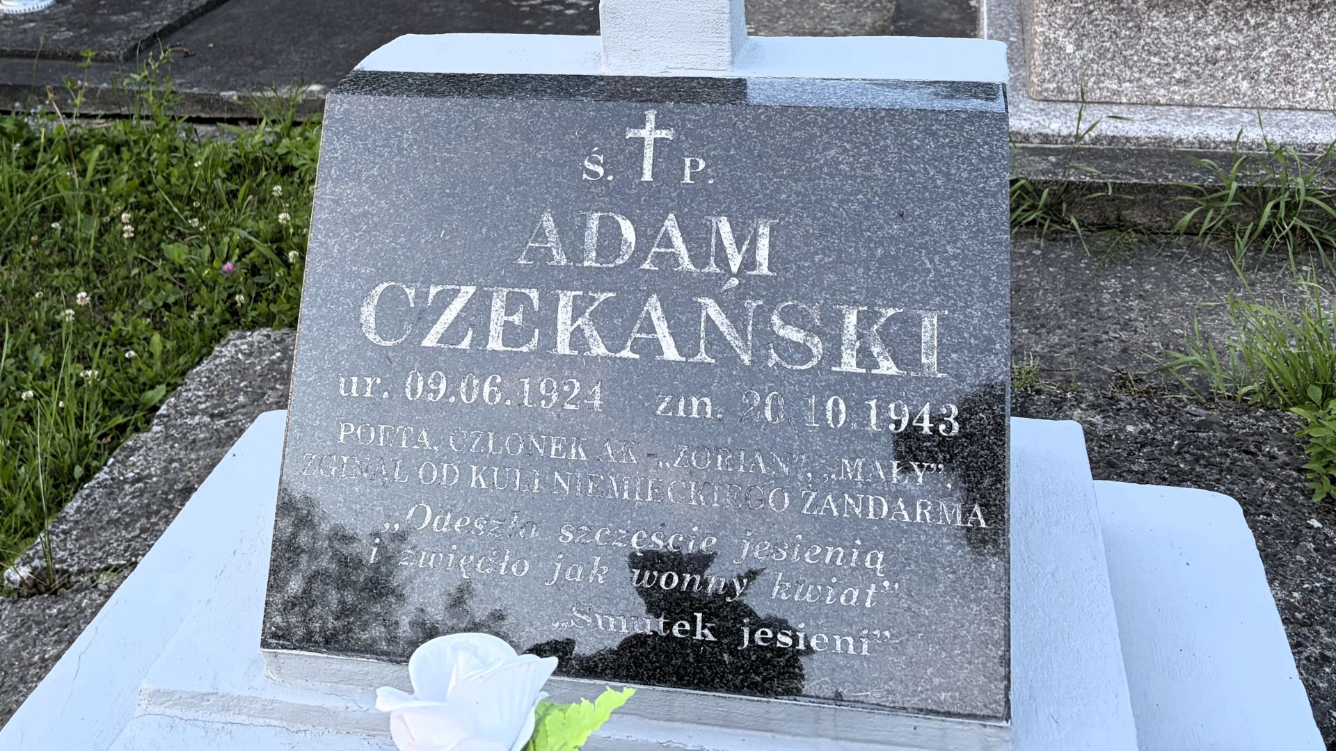 Reportaż Iwony Piętak pt. "Dynowski Baczyński". Pamięć o Adamie Czekańskim trwa 5 - Polskie Radio Rzeszów Reportaż Iwony Piętak pt. "Dynowski Baczyński". Pamięć o Adamie Czekańskim trwa - Polskie Radio Rzeszów