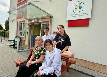 Dzieci z Tęczowego Domku w Rzeszowie ostrzegły sąsiadów przed pożarem 2 - Polskie Radio Rzeszów Dzieci z Tęczowego Domku w Rzeszowie ostrzegły sąsiadów przed pożarem