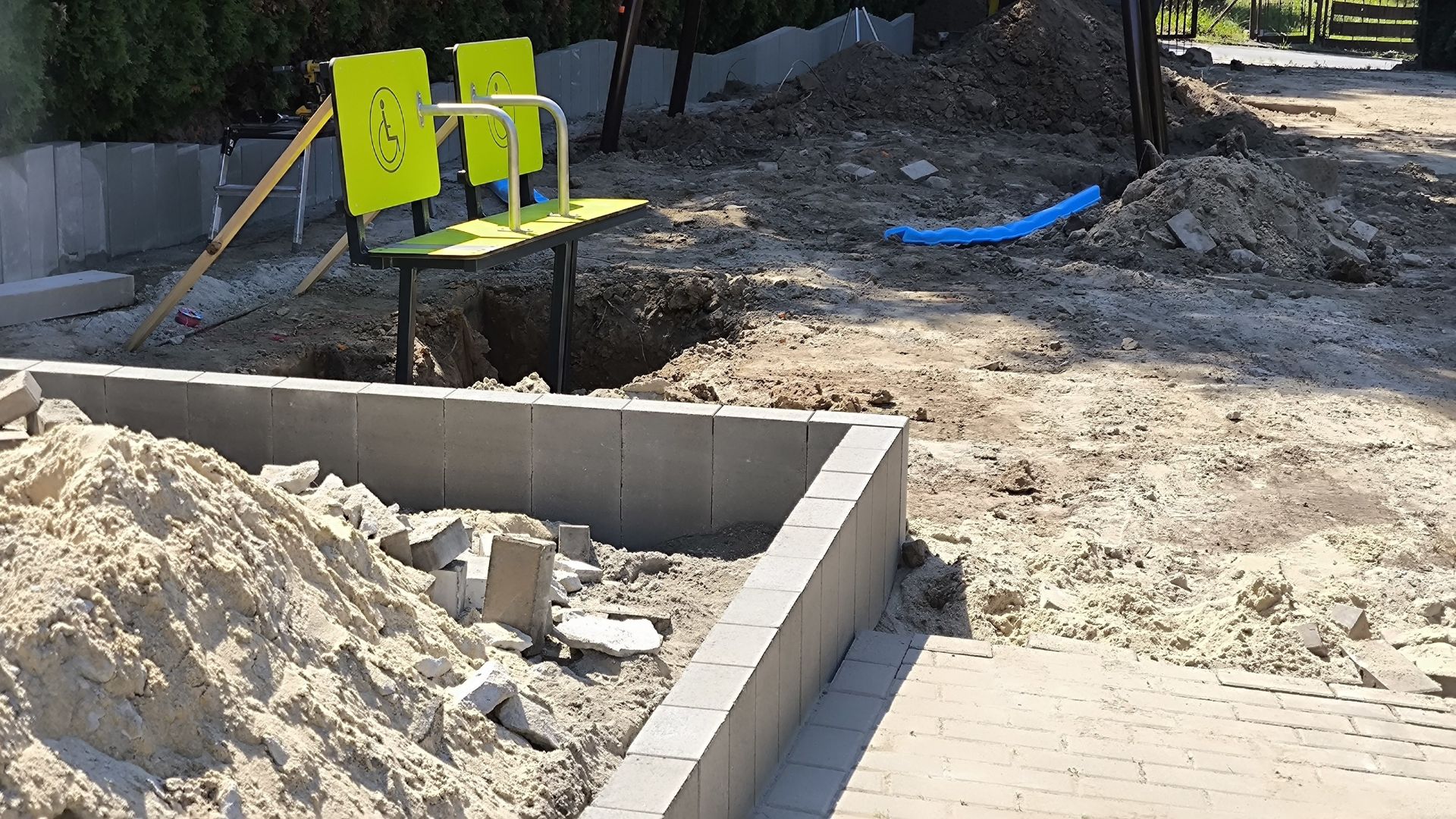 Integracyjne place zabaw powstaną w powiecie ropczycko-sędziszowskim - Polskie Radio Rzeszów