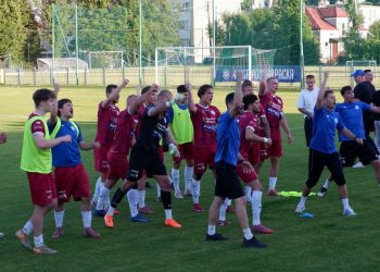 Izolator Boguchwała odpada z baraży. Moravia Morawica wygrała po golu w 96. minucie 3 - Polskie Radio Rzeszów Izolator Boguchwała odpada z baraży. Moravia Morawica wygrała po golu w 96. minucie