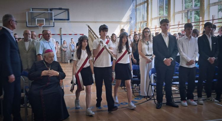 Ponad 200 tysięcy uczniów zakończyło rok szkolny na&nbsp;Podkarpaciu