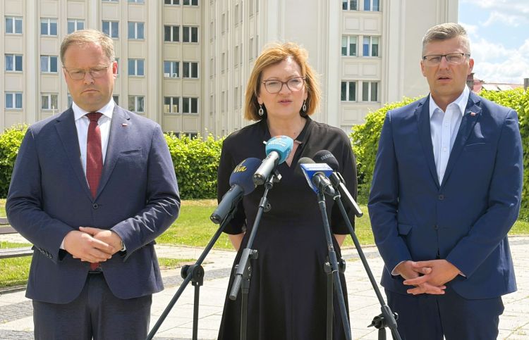Kurier Galicyjski we Lwowie z problemami finansowymi. Posłowie PiS apelują o wsparcie 1 - Polskie Radio Rzeszów Kurier Galicyjski we Lwowie z problemami finansowymi. Posłowie PiS apelują o wsparcie