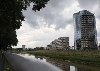 Nad Podkarpacie nadciągają burze i ulewy 2 - Polskie Radio Rzeszów Nad Podkarpacie nadciągają burze i ulewy