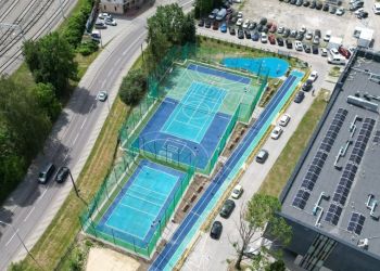 Nowe boiska sportowe przy VIII LO w&nbsp;Rzeszowie już gotowe