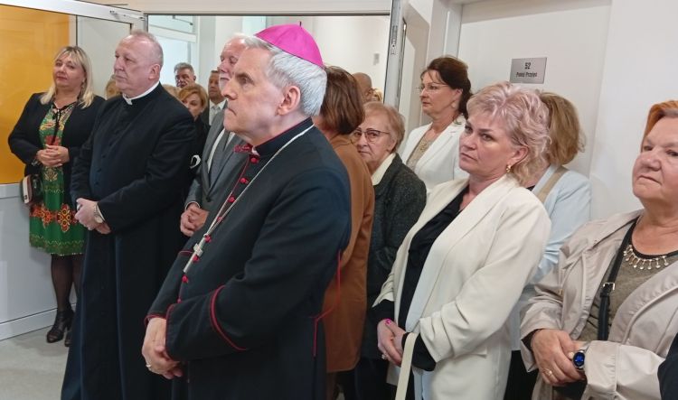 Nowe hospicjum w Tarnobrzegu. Na razie będzie tu centrum rehabilitacyjne 1 - Polskie Radio Rzeszów Nowe hospicjum w Tarnobrzegu. Na razie będzie tu centrum rehabilitacyjne