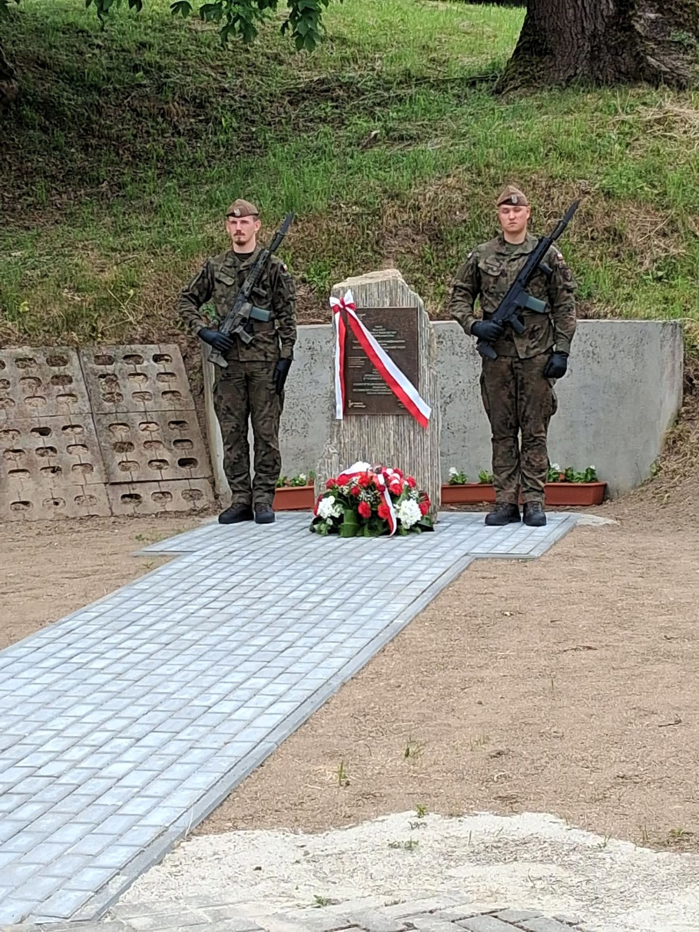 Pamięć o odwadze. Rozalia Socha upamiętniona w Woli Rafałowskiej - Polskie Radio Rzeszów