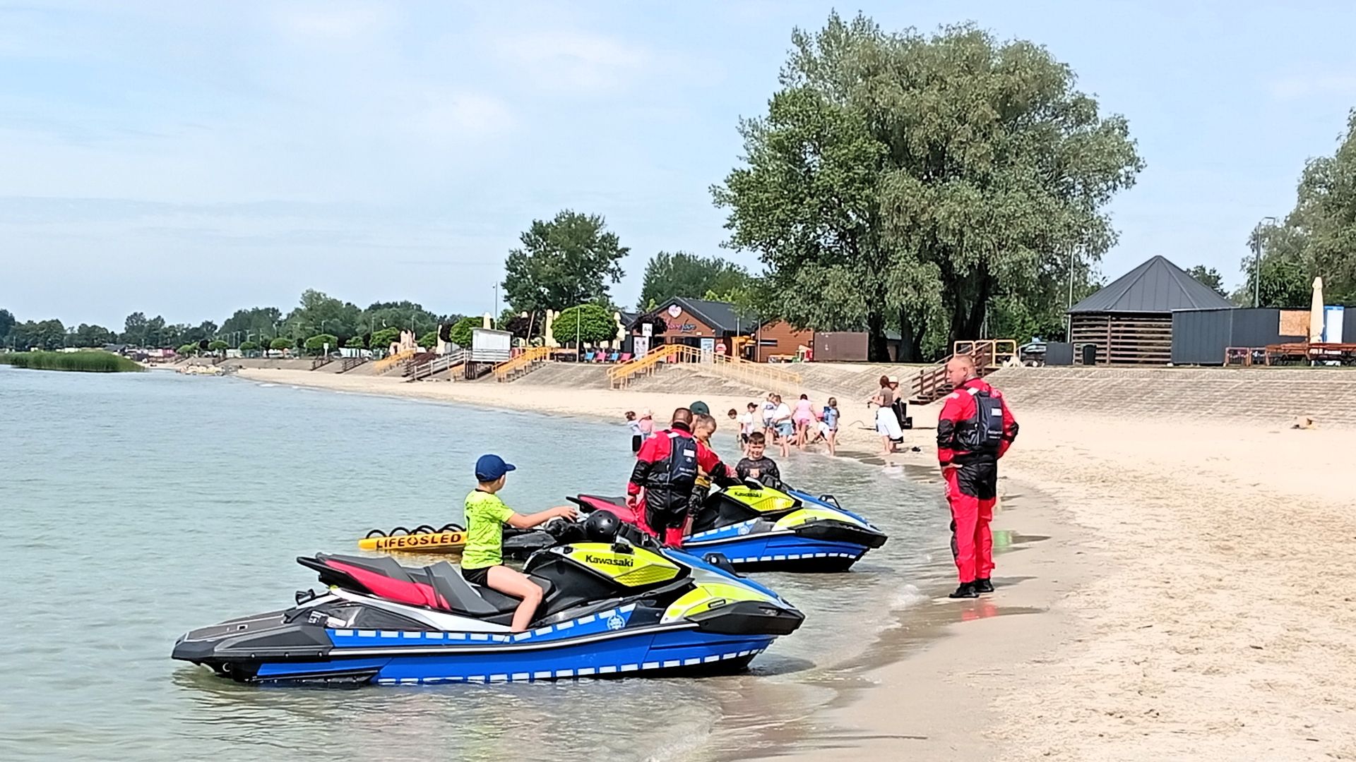 Piknik „Kręci mnie bezpieczeństwo w lecie” nad Jeziorem Tarnobrzeskim 4 - Polskie Radio Rzeszów Piknik „Kręci mnie bezpieczeństwo w lecie” nad Jeziorem Tarnobrzeskim - Polskie Radio Rzeszów