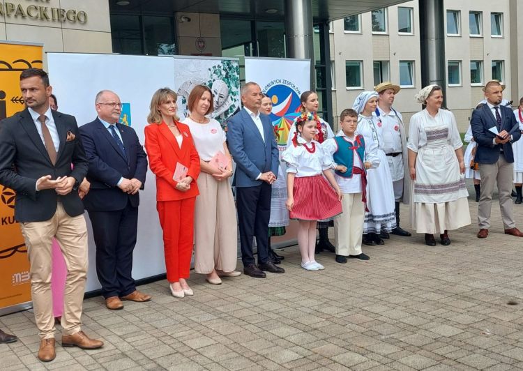 Podkarpackie festiwale łączą tradycję i kulturę regionu 1 - Polskie Radio Rzeszów Podkarpackie festiwale łączą tradycję i kulturę regionu