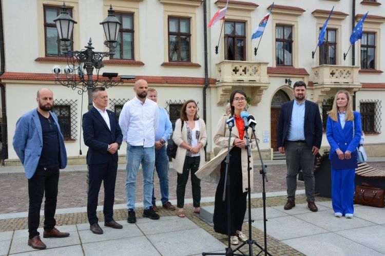 Referendum w&nbsp;Rzeszowie? Ruch miejski zachęca mieszkańców do&nbsp;zbierania podpisów