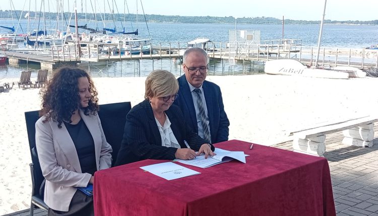 Stanica żeglarska nad Jeziorem Tarnobrzeskim. Miasto zbuduje hangar, slipy i nabrzeże 1 - Polskie Radio Rzeszów Stanica żeglarska nad Jeziorem Tarnobrzeskim. Miasto zbuduje hangar, slipy i nabrzeże