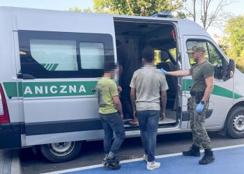 Ukrywali się w&nbsp;ciężarówce. Czterech Palestyńczyków zatrzymanych na&nbsp;Podkarpaciu