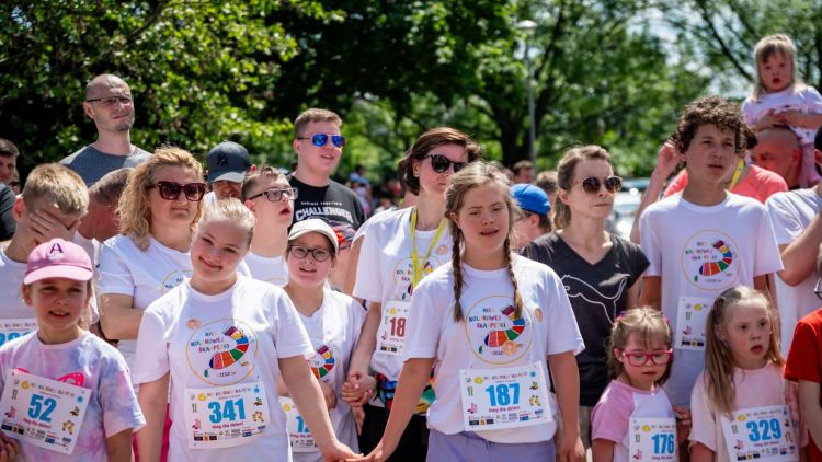 VII Bieg Kolorowej Skarpetki w&nbsp;Rzeszowie. Start o&nbsp;godz.&nbsp;10:00