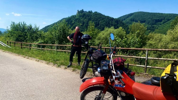 Z Bieszczad na Monte Cassino – wyprawa klasycznymi motocyklami 1 - Polskie Radio Rzeszów Z Bieszczad na Monte Cassino – wyprawa klasycznymi motocyklami