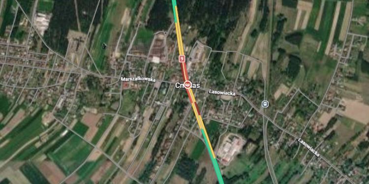 Zablokowana DK9 w&nbsp;Cmolasie. Zderzenie auta z&nbsp;motocyklem [AKTUALIZACJA]