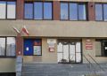 Załatwiasz sprawę przy ul.&nbsp;Geodetów? Wejście główne jest zamknięte