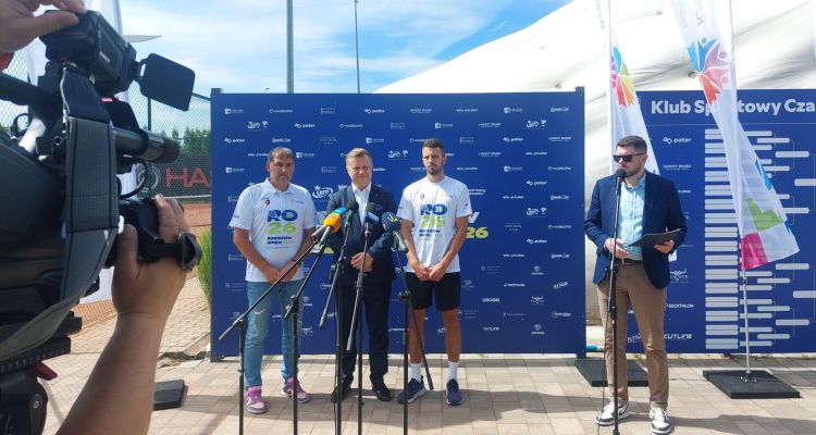 Zawodowy tenis po&nbsp;raz pierwszy w&nbsp;Rzeszowie. Na&nbsp;kortach Czarnych zagra 64 zawodników