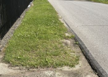 Głos mieszkańców w sprawie przebudowy ulicy osiedlowej w Jaśle 2 - Polskie Radio Rzeszów Głos mieszkańców w sprawie przebudowy ulicy osiedlowej w Jaśle