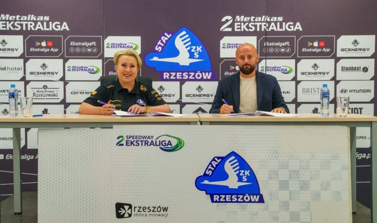 Dakar Development Stal Rzeszów. Żużlowcy z nowym sponsorem tytularnym 1 - Polskie Radio Rzeszów Dakar Development Stal Rzeszów. Żużlowcy z nowym sponsorem tytularnym