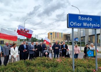 83. rocznica Zbrodni Wołyńskiej w&nbsp;Przemyślu. Uroczystości przy Rondzie Ofiar Wołynia