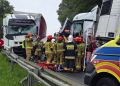 [AKTUALIZACJA] Wypadek na&nbsp;DK73 w&nbsp;Kołaczycach. Zderzyły się trzy samochody ciężarowe, występują poważne utrudnienia