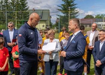 Blisko 5 mln zł dla Podkarpacia z&nbsp;programu „Szatnia na&nbsp;medal”. Powstaną i&nbsp;zostaną wyremontowane zaplecza sportowe