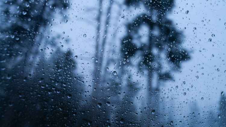 Burze nad Podkarpaciem. IMGW wydał ostrzeżenia dla całego regionu 1 - Polskie Radio Rzeszów Burze nad Podkarpaciem. IMGW wydał ostrzeżenia dla całego regionu