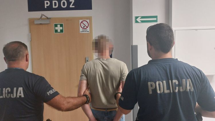 Cztery sądowe zakazy i jazda ulicami Jasła. 36-latek usłyszał wyrok 1 - Polskie Radio Rzeszów Cztery sądowe zakazy i jazda ulicami Jasła. 36-latek usłyszał wyrok