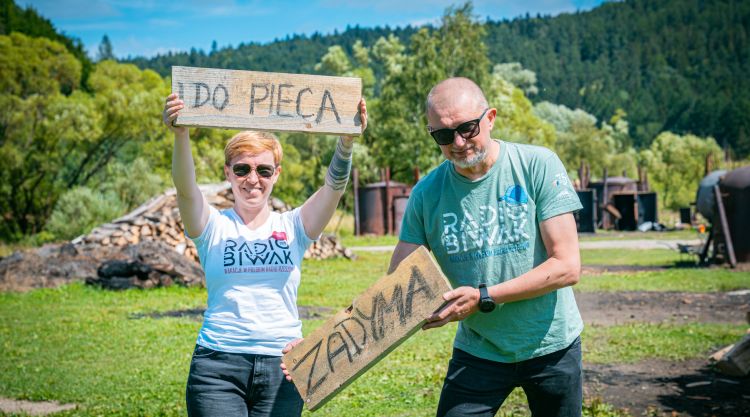 Radio Biwak w Radoszycach. Poznaliśmy tajemnice bieszczadzkiego węgla drzewnego 1 - Polskie Radio Rzeszów Radio Biwak w Radoszycach. Poznaliśmy tajemnice bieszczadzkiego węgla drzewnego