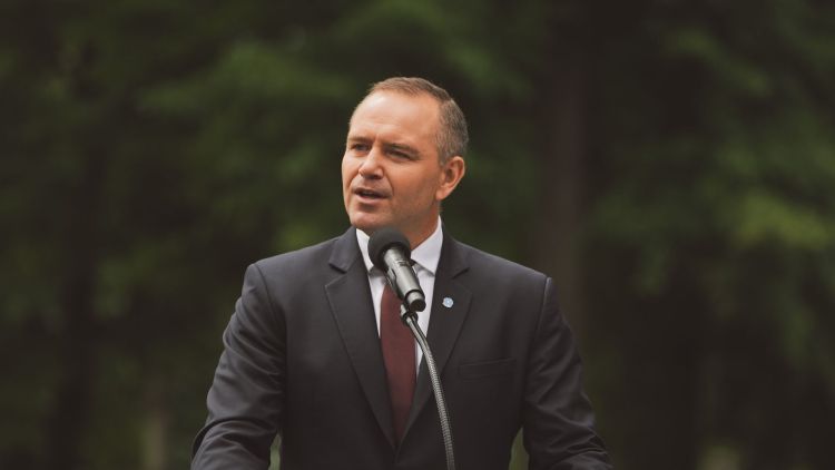 Zakończyły się uroczystości w Radrużu. Prezydent Karol Nawrocki oddał hołd ofiarom OUN-UPA 1 - Polskie Radio Rzeszów Zakończyły się uroczystości w Radrużu. Prezydent Karol Nawrocki oddał hołd ofiarom OUN-UPA